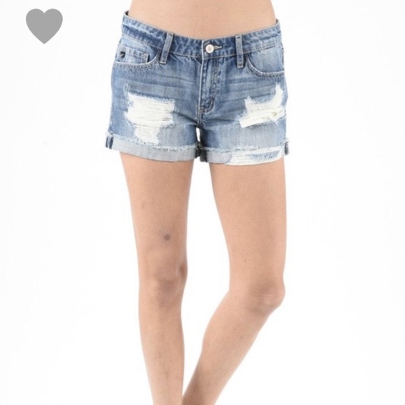 Cuffed Distressed Shorts NWT - Picture 4 of 7